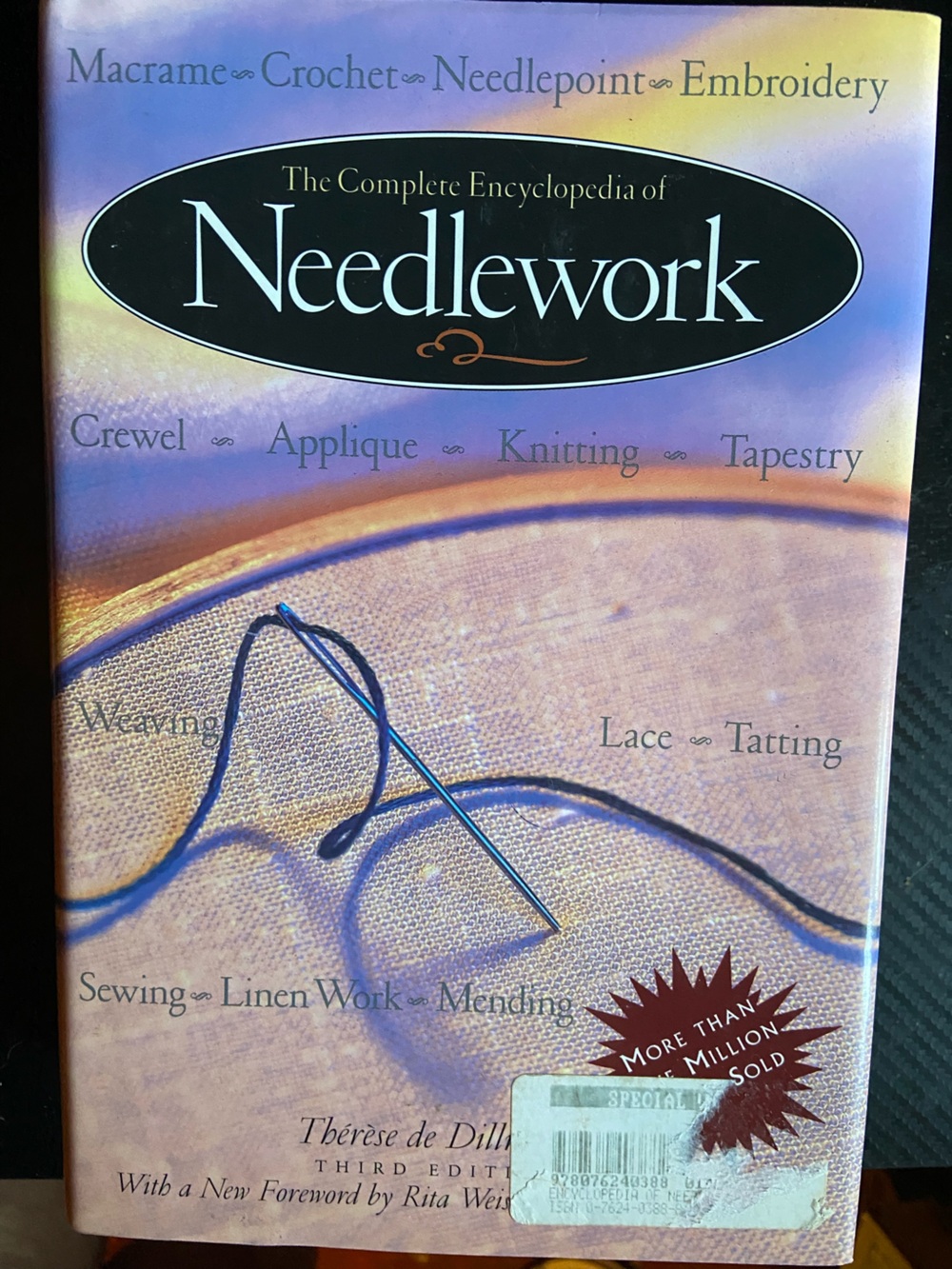 Needlework book Macrame crochet knitting craft sewing knit sew crafts weaving